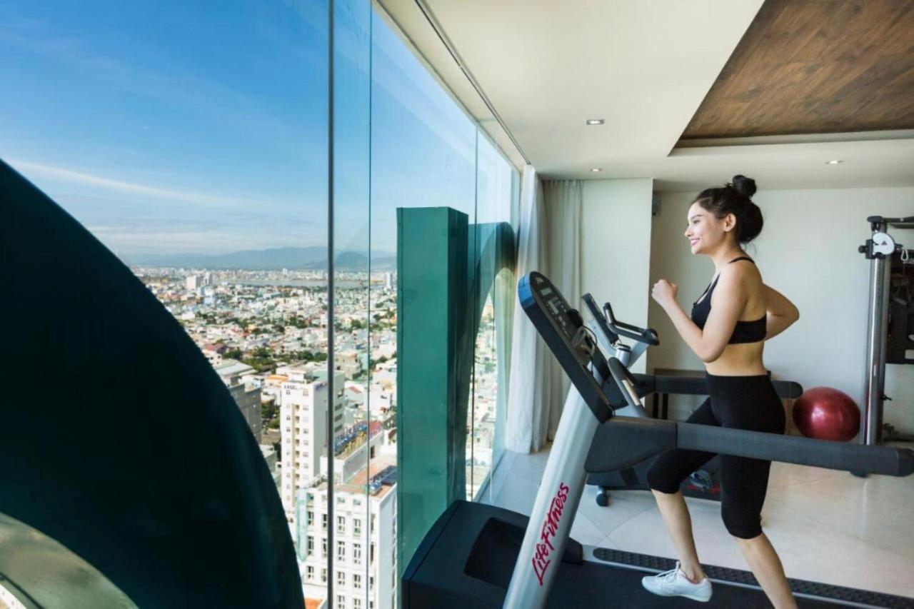 Stunning Apartments Across My Khe Beach ! Rooftop Pool & Gym Da Nang Dış mekan fotoğraf