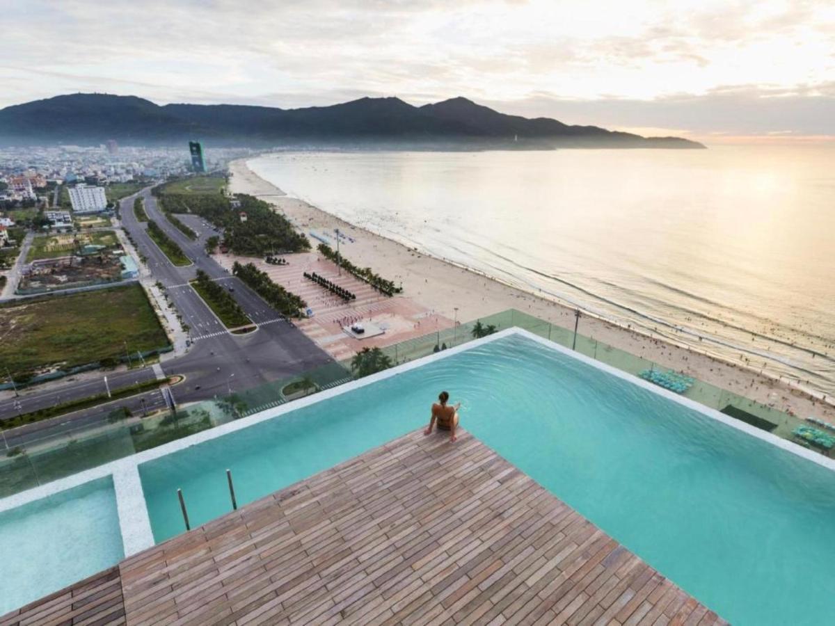 Stunning Apartments Across My Khe Beach ! Rooftop Pool & Gym Da Nang Dış mekan fotoğraf